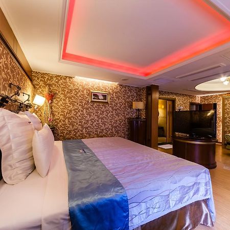 Lestar Motel Таоюань Екстер'єр фото