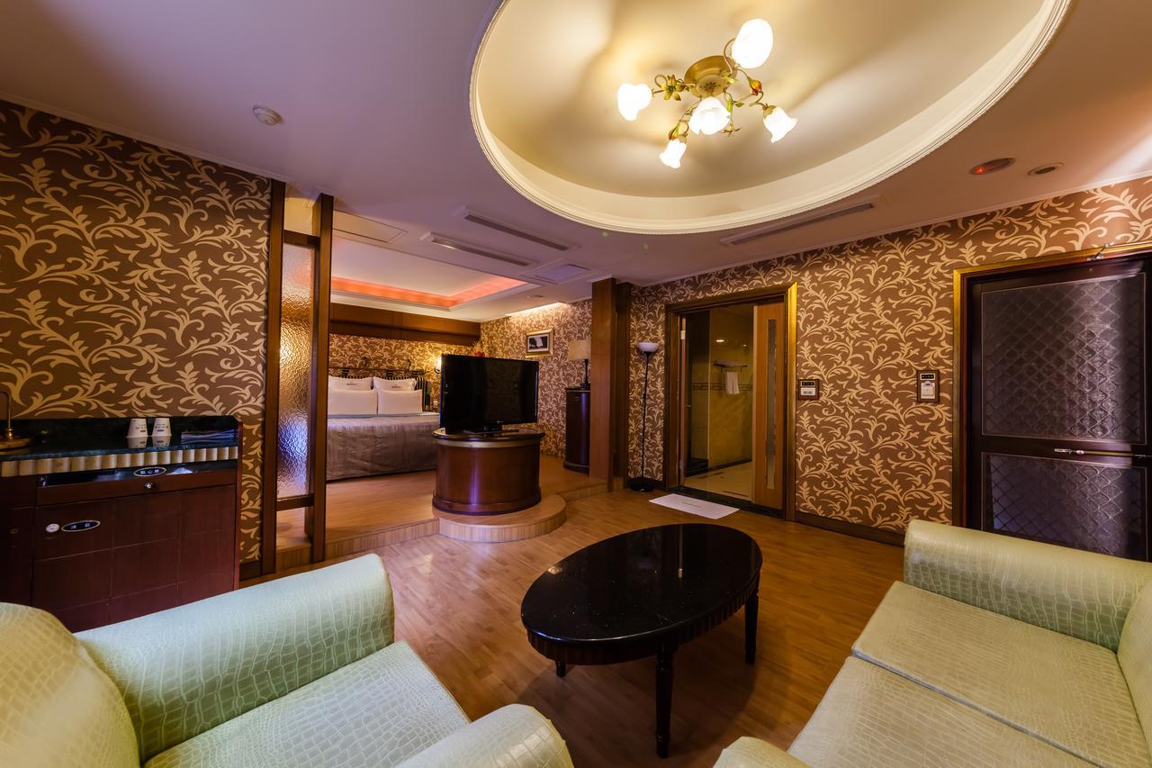 Lestar Motel Таоюань Екстер'єр фото