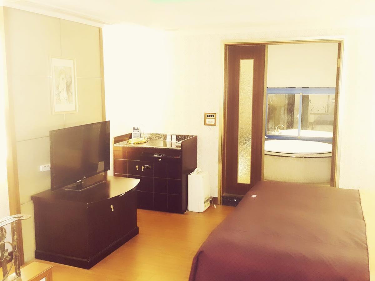 Lestar Motel Таоюань Екстер'єр фото
